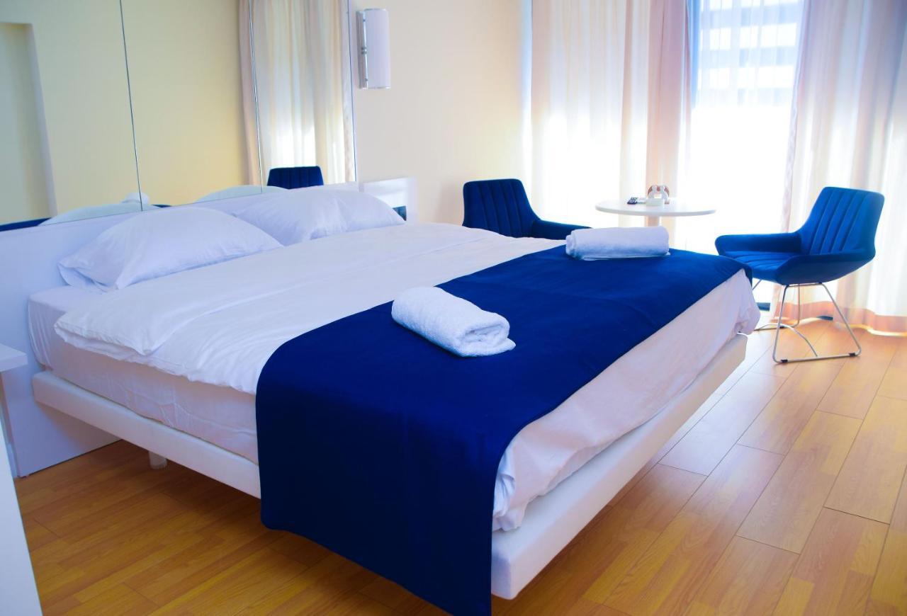 Coast Batumi Apart Hotel. Kristina’s Apartments Batumi. Orbi City White Sails Apart Hotel.